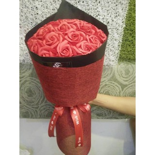 bó hoa sáp  đỏ 28 bông