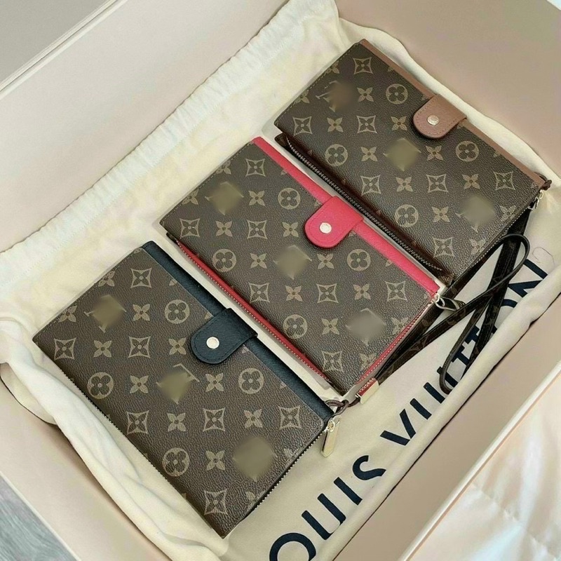 Ví Cầm Tay Nữ Thời Trang Hoa Nâu, Clutch Cầm Tay Cao Cấp (Hàng Fullbox - dập logo từng chi tiết)