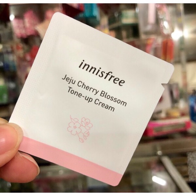 Combo 10 Gói Sample Kem Anh Đào Nâng Tone Trắng Hồng Innisfree Tone Up Cream | BigBuy360 - bigbuy360.vn