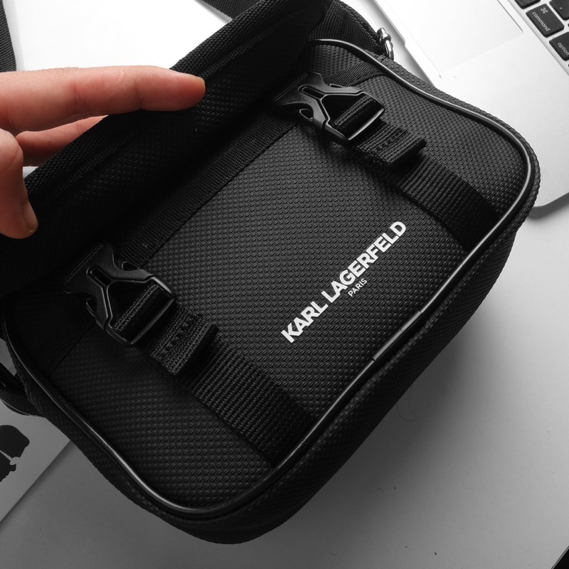 Túi Đeo Chéo Mini Nam Nữ Karl Nhỏ Gọn Chống Thấm Nước Size 21cm x 15cm x 6cm