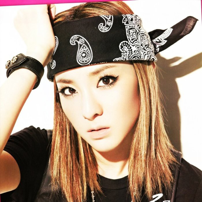 Khăn vuông hiphop bandana (Turban) dùng quấn cổ, buôc khăn, buộc yếm kích thước to góc huyền 83cm, hàng coton vải đẹp