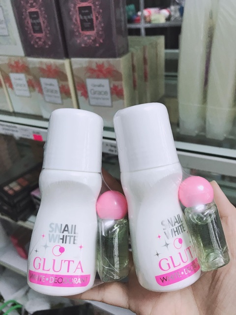 Lăn khử mùi Snail thái lan tặng kèm serum giảm thâm nách