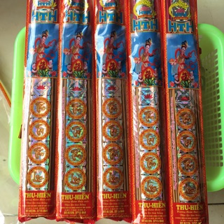 Hương  Thu Hiền Đậu lộc tàn hồng