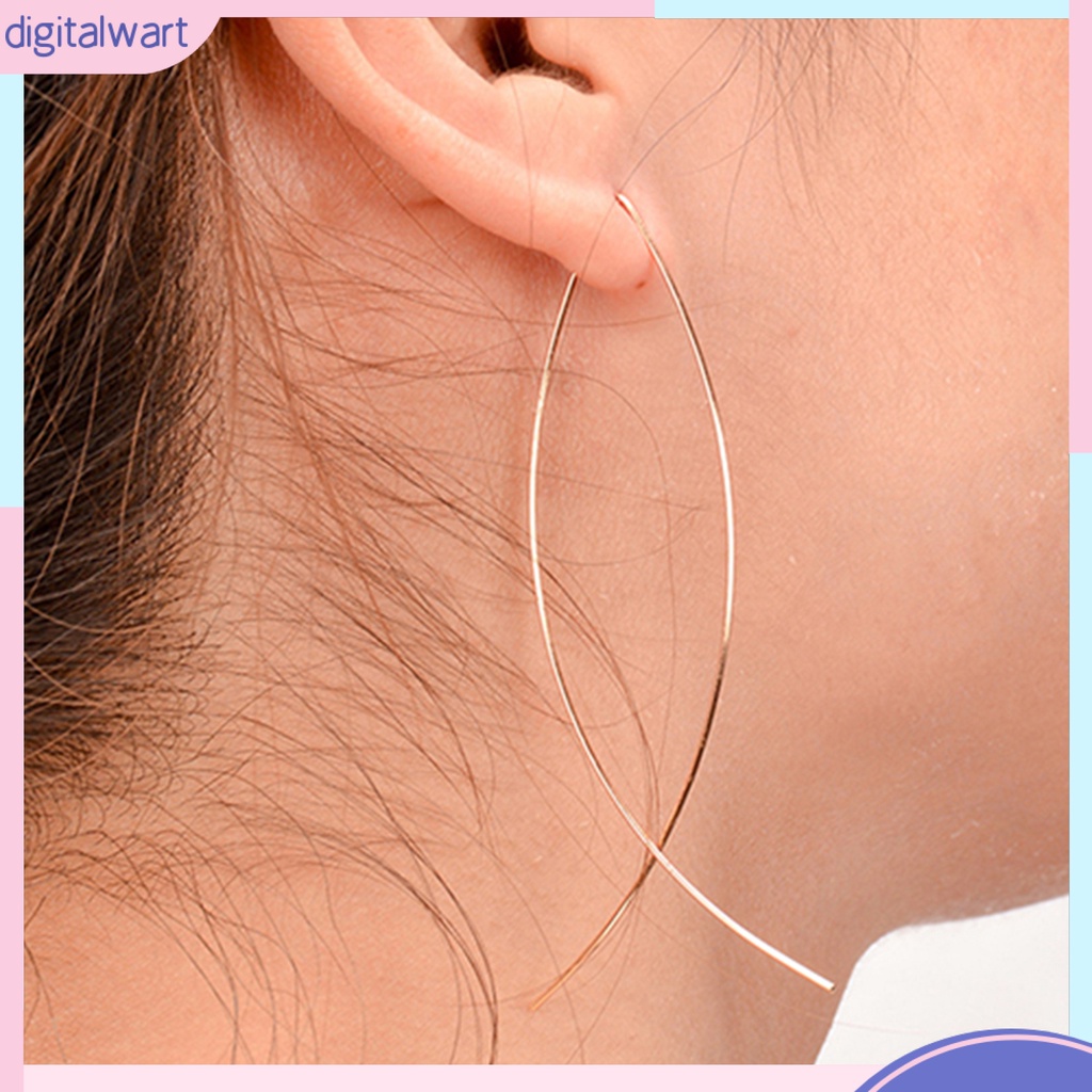 Đôi bông tai dáng dài thiết kế đơn giản cá tính dành cho nữ