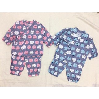 Vải hô mặt lụa mèo nền xám may ga gối , đồ bộ