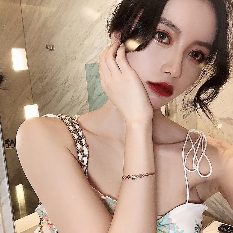 Vòng Đeo Tay Bằng Thép Titan Thiết Kế Đơn Giản Thời Trang Cho Nữ | BigBuy360 - bigbuy360.vn