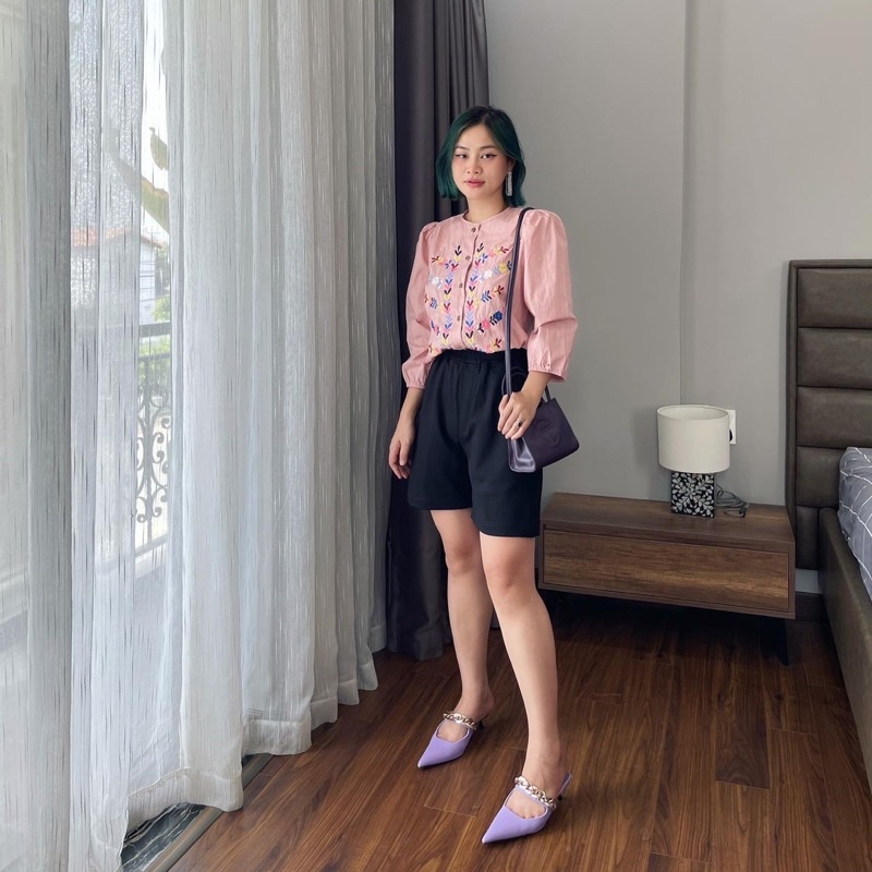 Áo thêu hoa nữ tay bồng. Hình thật shop chụp cận vải