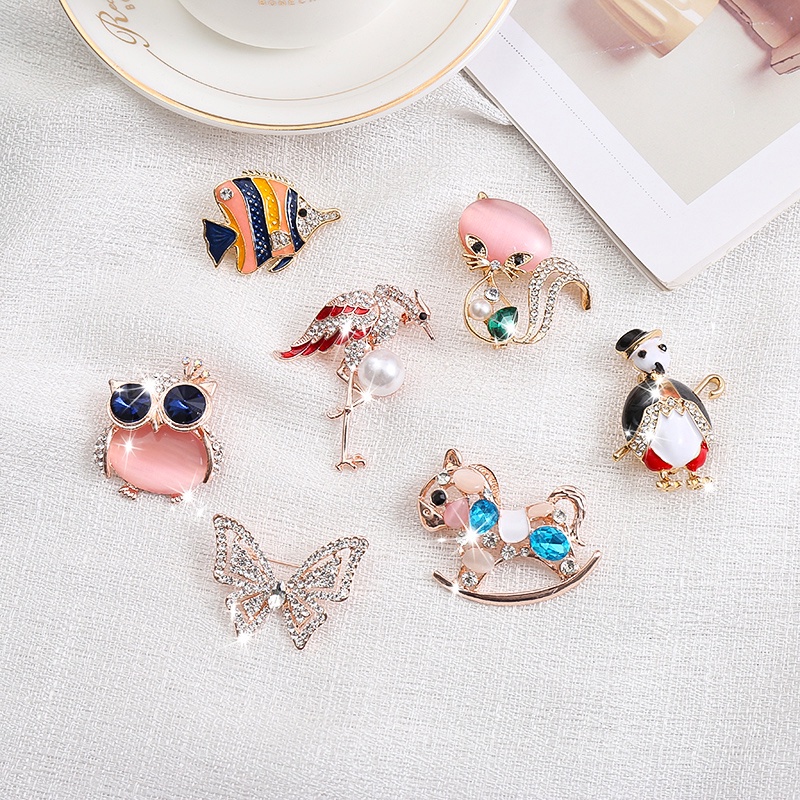 Huy Hiệu Cài Áo Hình Động Vật Đính Đá Dễ Thương