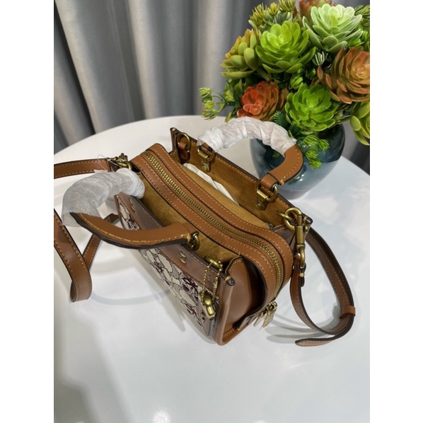 TÚI COACH ROGUE MINI CB844