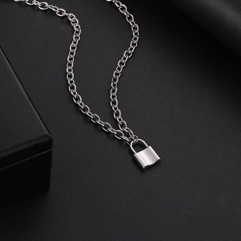 Vòng cổ mặt ổ khóa 22668 thời thượng cho nam nữ