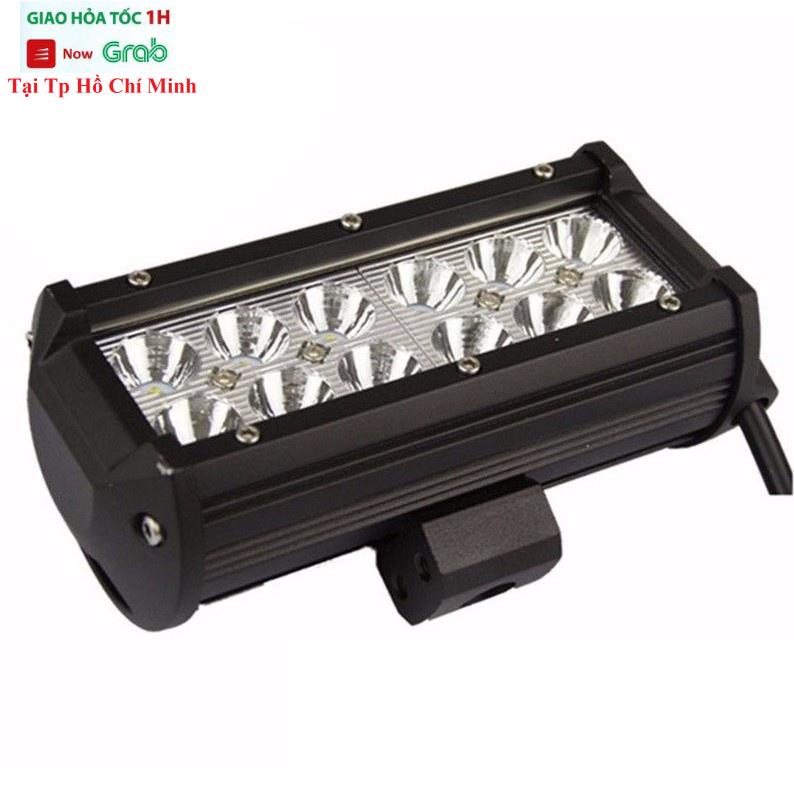 Đèn Trợ Sáng C6, C12 6 Bóng Led và 12 Bóng Led Cho Xe Máy + Tặng Kèm Công Tắc On/Off