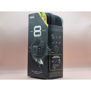Máy quay GoPro 8 Black bản Special Bundle (tặng kèm khung chống nước)