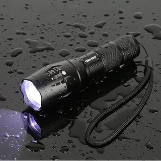 Đèn pin siêu sáng cao cấp