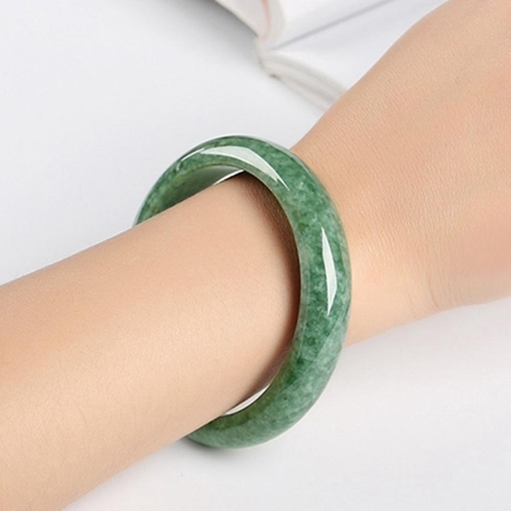 [Mã FAMAYFA giảm 10K đơn 50K] Vòng tay ngọc bích tự nhiên siêu đẹp 55-64mm | BigBuy360 - bigbuy360.vn