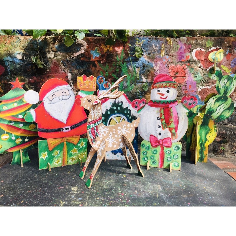 Mô hình con tuần lộc 20x25cm bằng gỗ cho bé sáng tạo