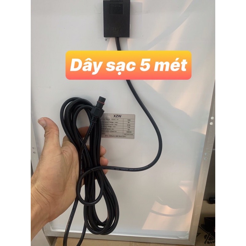 Đèn năng lượng mặt trời 3 màu ánh sáng Trắng, Vàng, Trung tính công suất 200W chuyên chiếu sáng sân vườn, công trình