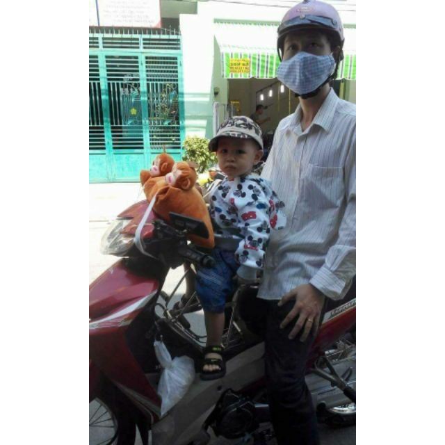 Ghế ngồi xe số cho bé có dựa vòng - đai