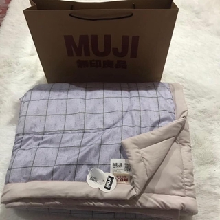 Chăn đũi Muji