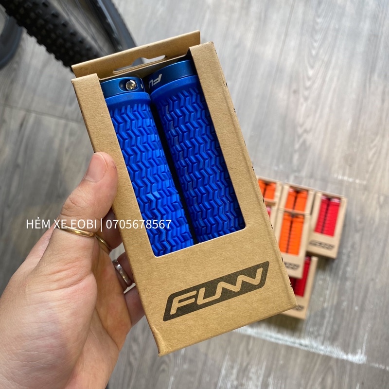 Tay Nắm FUNN Chuôi Cầm MTB Xe Đạp Đơn Vòng Khóa 30MM