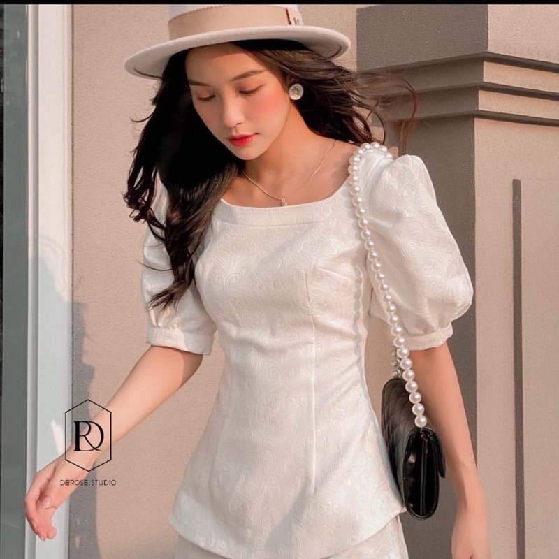 pass set clara derose