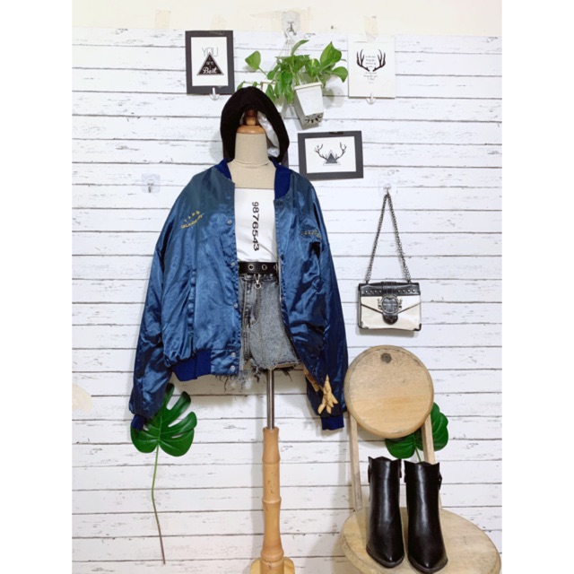Set tách lẻ (Khoác bóng chày- áo thun bẹt vai- jean lưng cao sz XL)