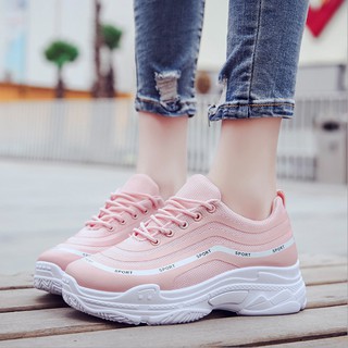Giày sneaker nữ tăng chiều cao