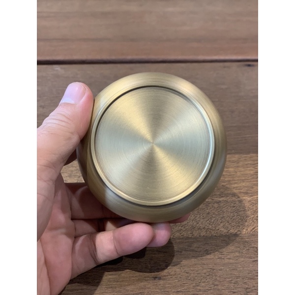 Xông trầm tròn bằng đồng hoa văn may mắn tài lộc 9cm