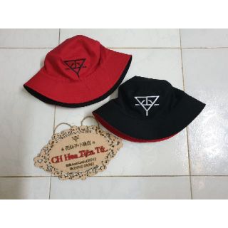 Mũ vành tròn 2 mặt 2 màu thêu logo HCY Hoa Thần Vũ