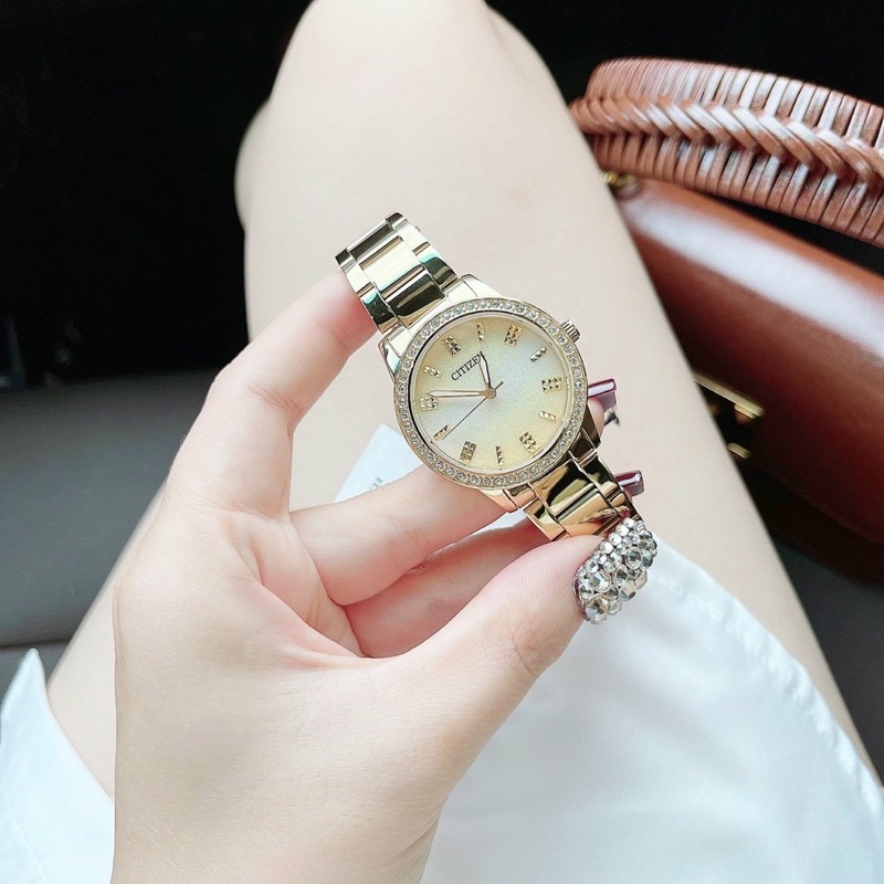 Đồng hồ nữ Citizen .