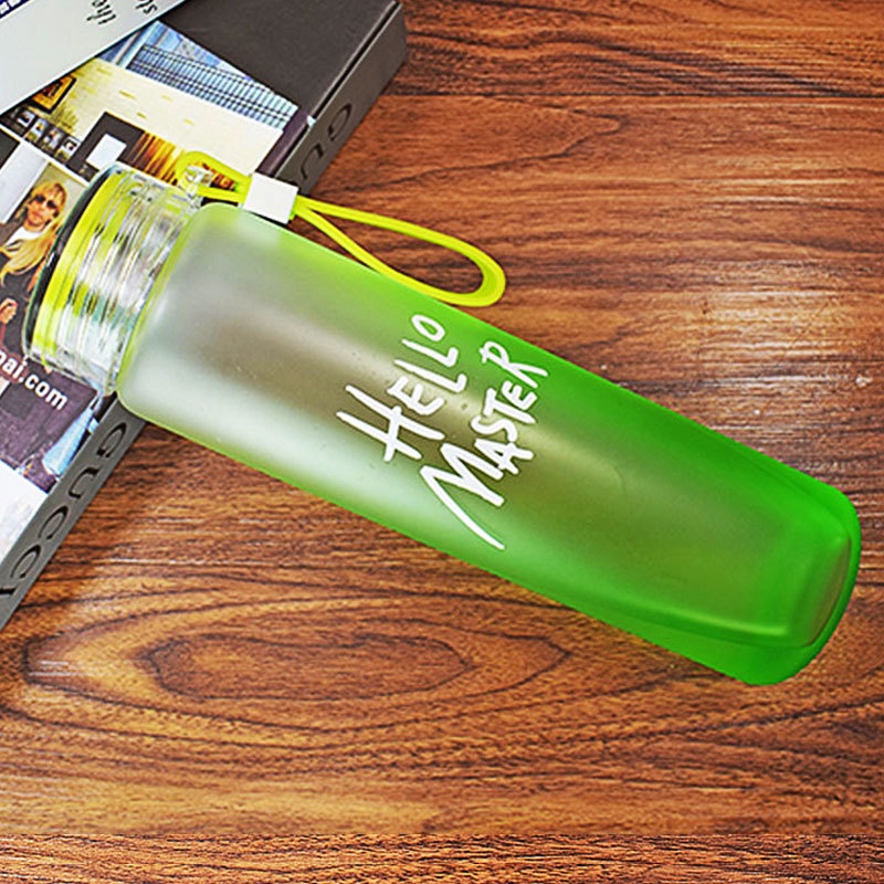 Bình Nước Thủy Tinh Trong Suốt Màu Gradient 480ml