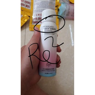Xịt chống nắng trắng da Maycreate 150ml