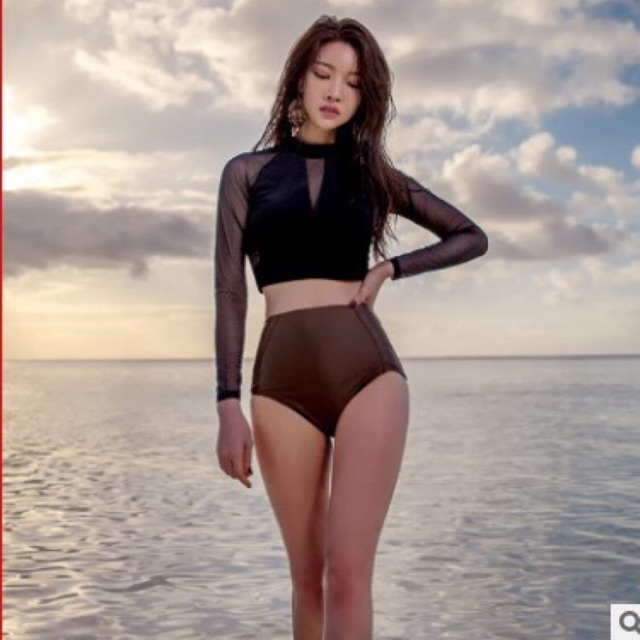 (Có sẵn) set bikini dài tay đen 2 mảnh phối ren dài tay
