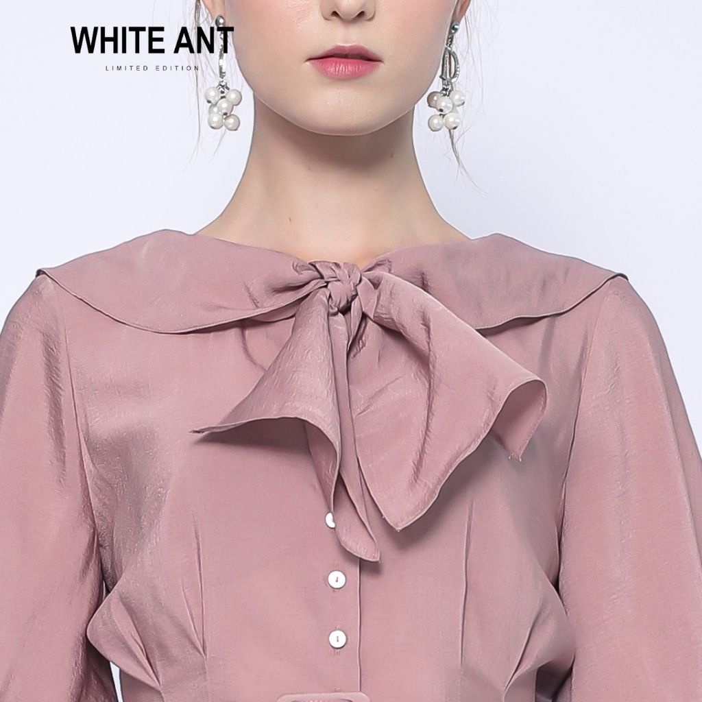 Áo Sơ Mi Công Sở Nữ Tay Lỡ WHITE ANT Thiết Kế Cổ Buộc Nơ Kèm Đai Eo Điệu Đà, Chất Liệu Lụa Tơ Organza Cao Cấp 171903001