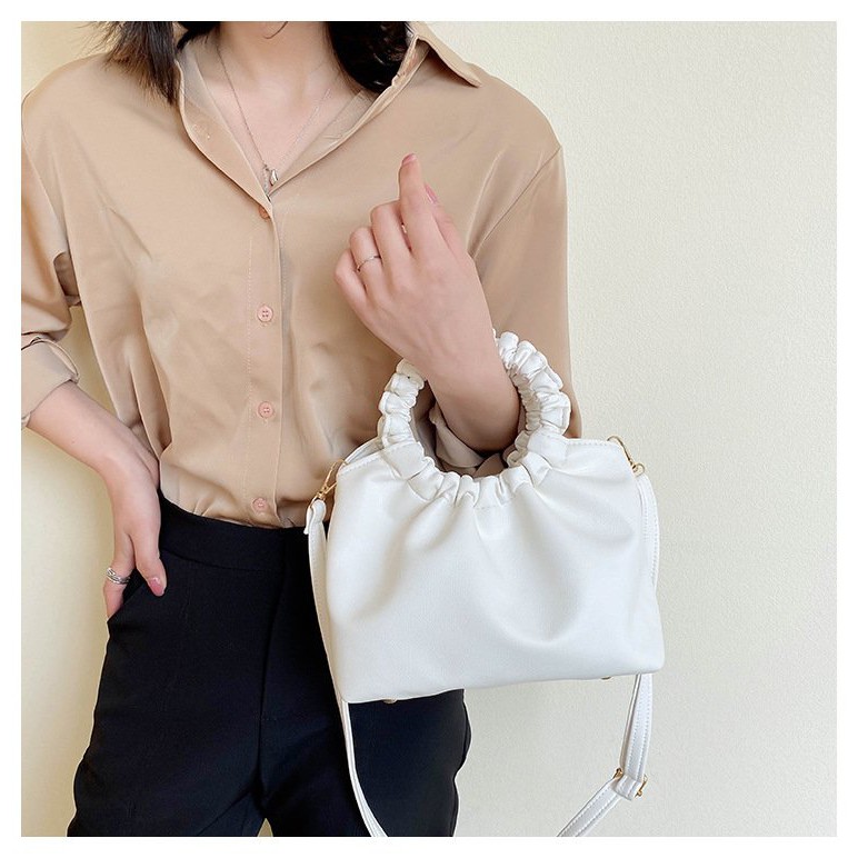 Túi Xách XẾP TAY TRÒN TIỂU THƯ 6828 21cm Thời Trang Cá Tính