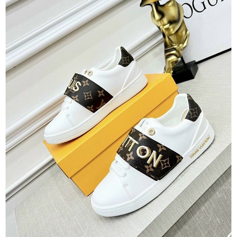 Giày sneaker thể thao LV quai dán thêu chữ