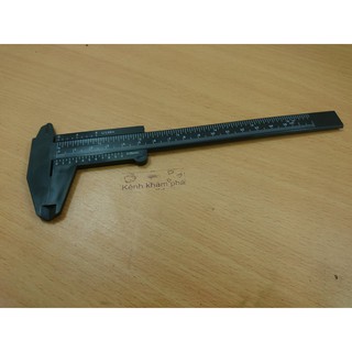 thước kẹp nhựa 150mm