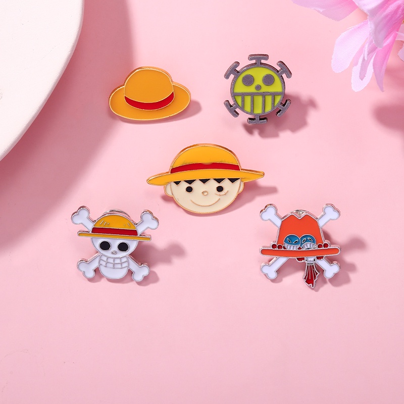 Ghim Cài Áo Hoạt Hình One Piece Tráng Men Dễ Thương Làm Quà Tặng Cho Bạn Bè 5 Kiểu Lựa Chọn