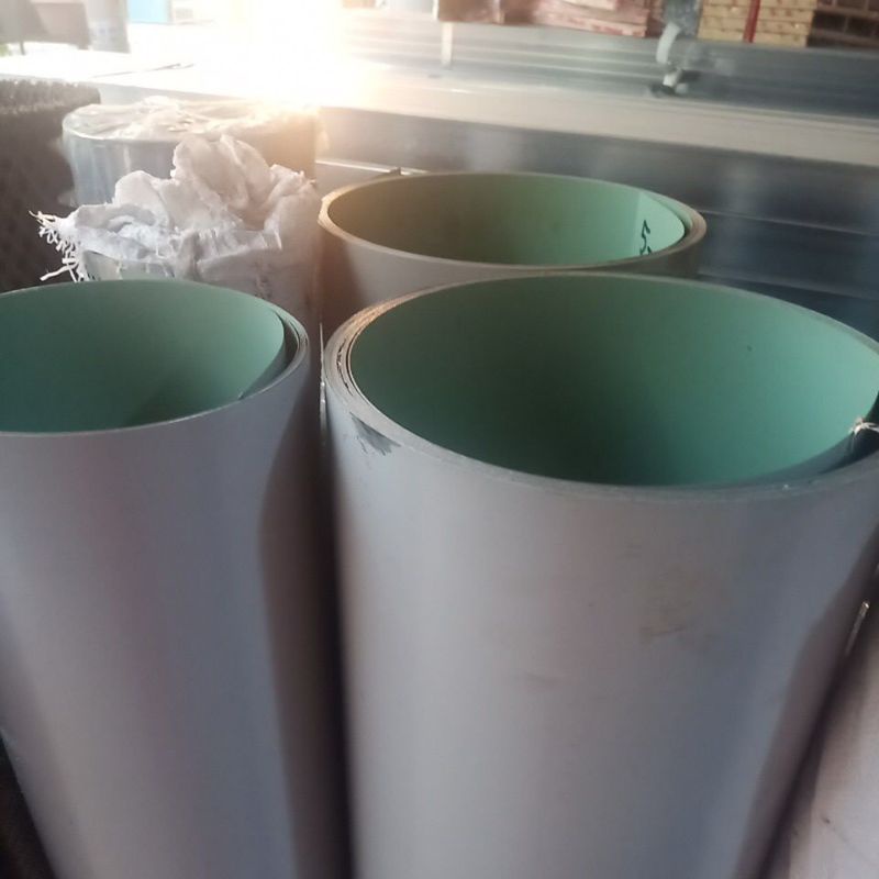 ( 2mx1.2m)tôn lá mạ màu xanh ngọc dày 4zem và  5zem khổ cao 1.2m