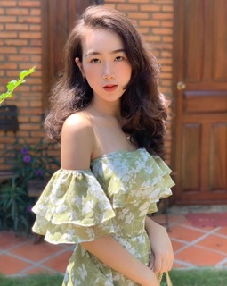 Váy hoa tầng ngực trễ vai ( hình thật )