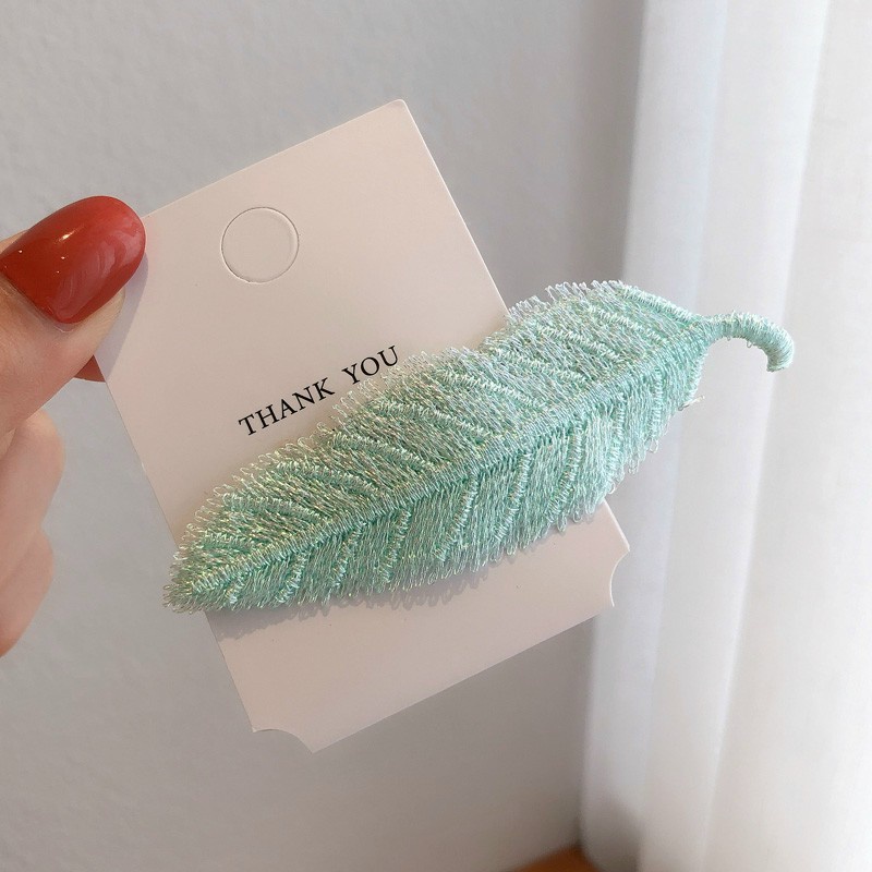 Kẹp tóc hình lá thêu phong cách Hàn Quốc