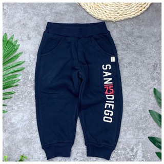 Quần nỉ bông Thương hiệu Litibaby. Size 1-8 ( 9-26 kg). Chất nỉ bông rất đẹp dầy dặn không bai, xù, ấm, mềm. Có túi.