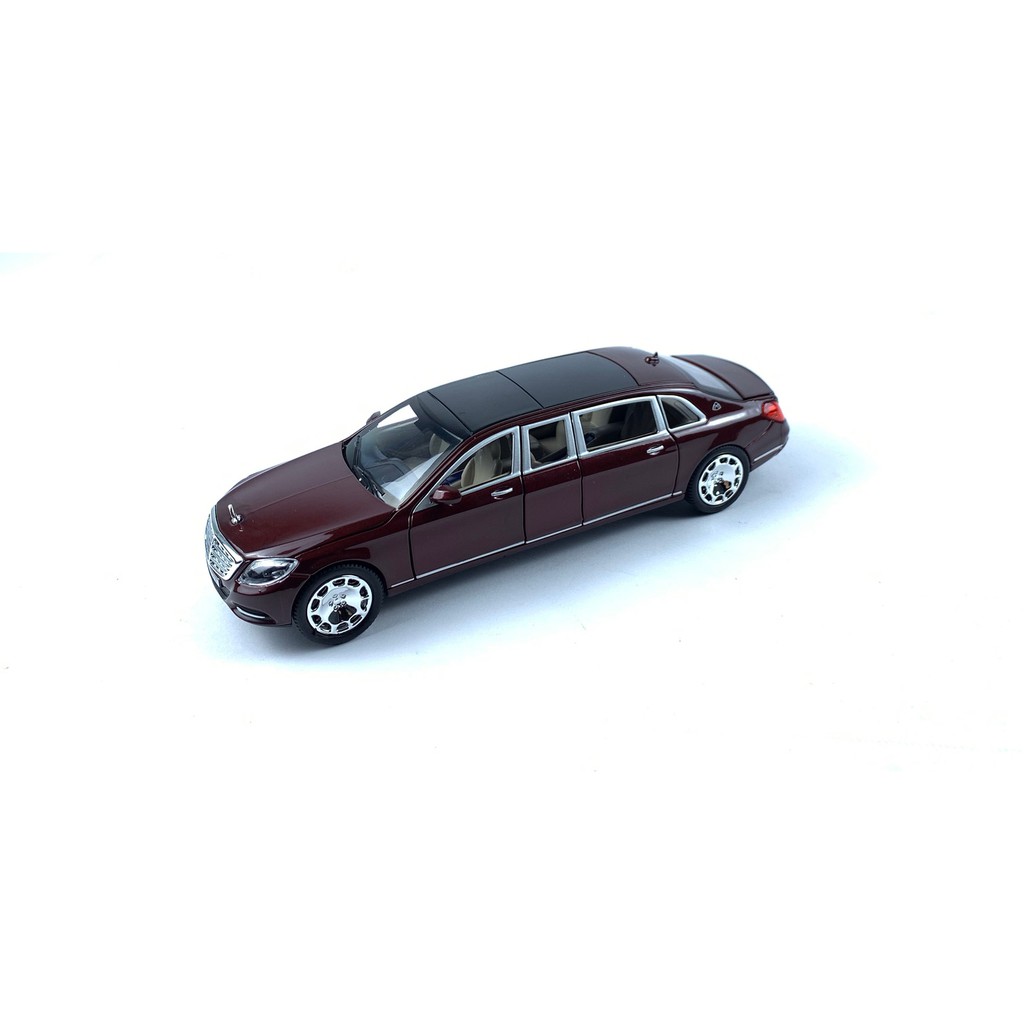 Xe mô hình tỉ lệ 1:24, mô hình xe sang Maybach S600, mở 6 cửa, có đèn, chất liệu hợp kim