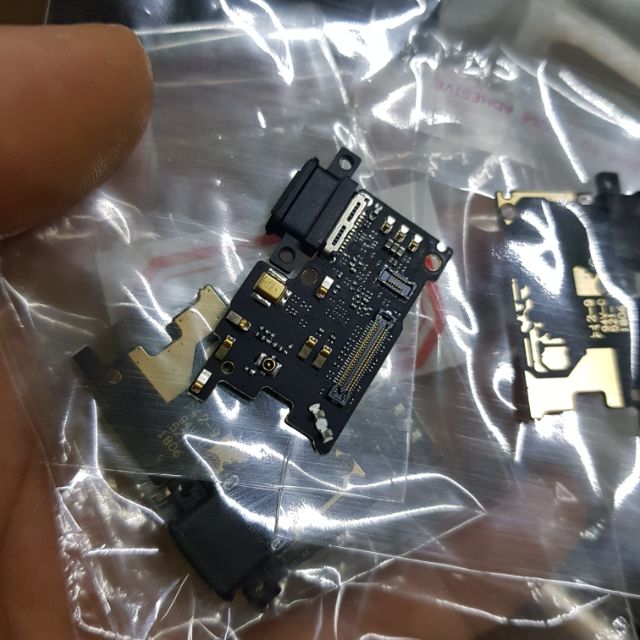 Bo mạch sạc Xiaomi Mi 6