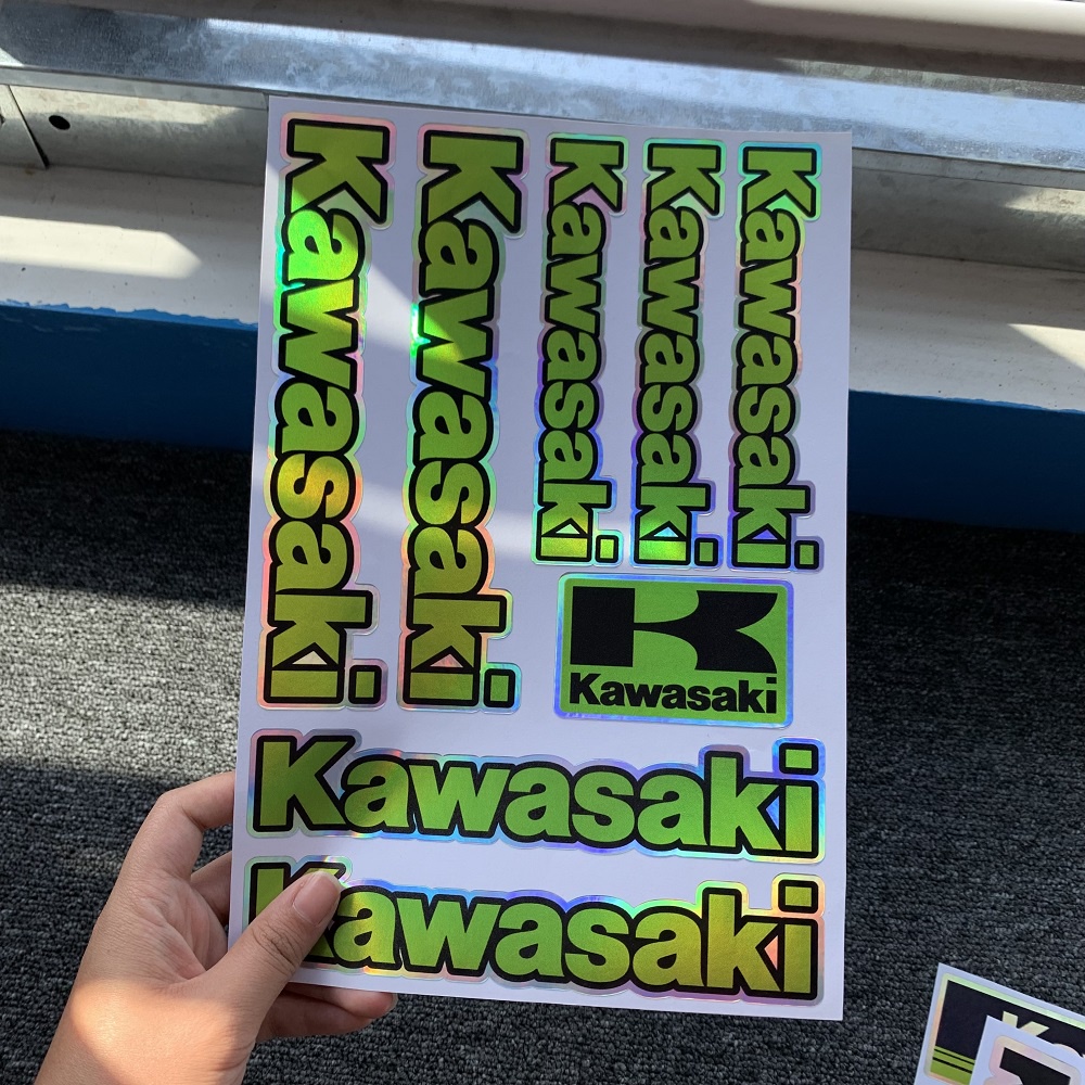 Miếng dán logo KAWASAKI phản quang trang trí mũ bảo hiểm
