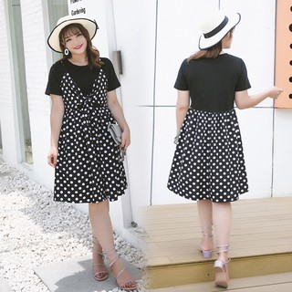Đầm liền chấm bi phối đen cho người béo mập
