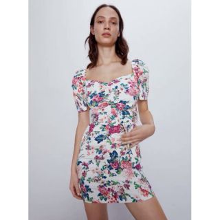 Đầm zara hoa tay phồng