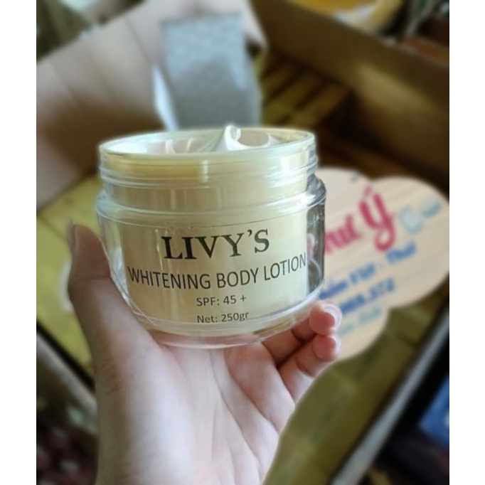 Kem body Livys thái