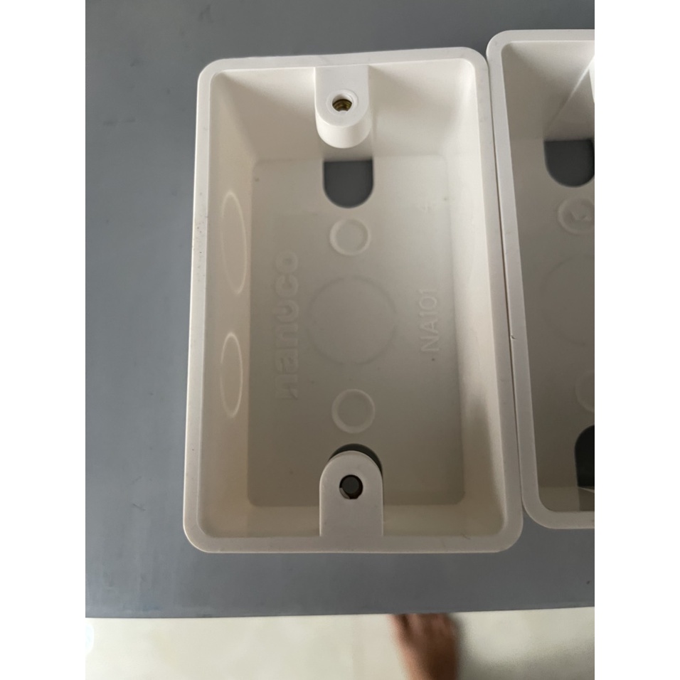 Hộp Đế Âm Đơn Nanoco (Panasonic) NA101-(1 combo 10 cái )