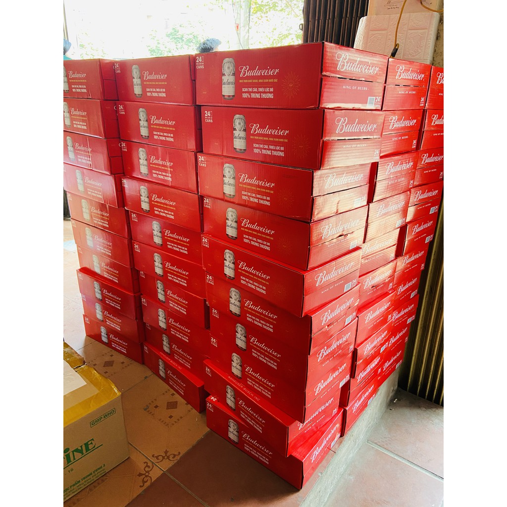 Bia BUDWEISER - King of Beer, Bia Mỹ bán chạy nhất thế giới, Nồng độ cồn 5%, Thùng 24 lon x 330ml