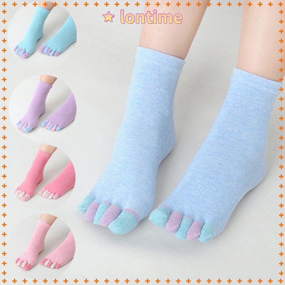 Tất có ngón chân ấm áp và vừa vặn một cách tự nhiên